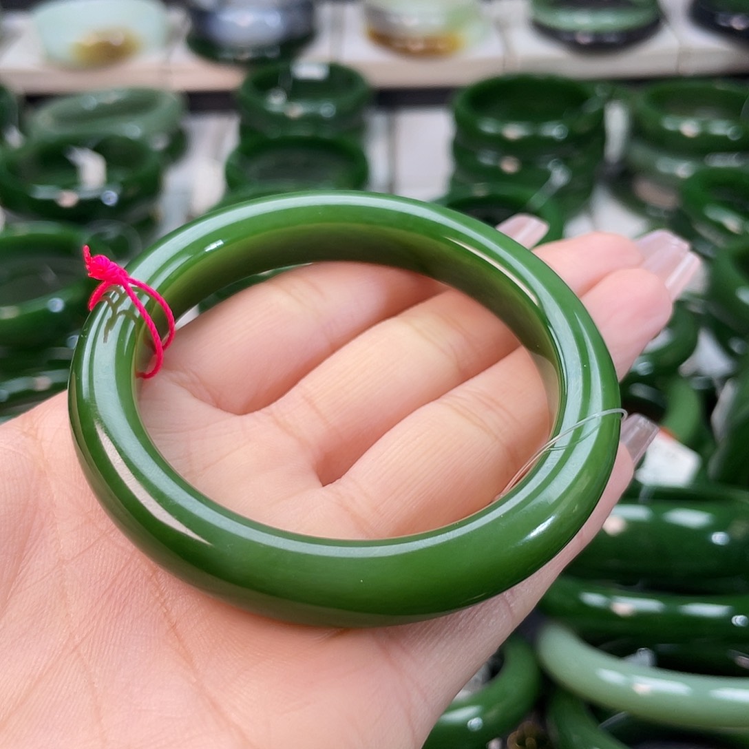 和田玉（碧玉）手镯未镶嵌