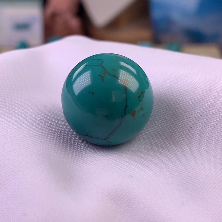 绿松石未镶嵌珠宝奇石18.5mm。重8.9g