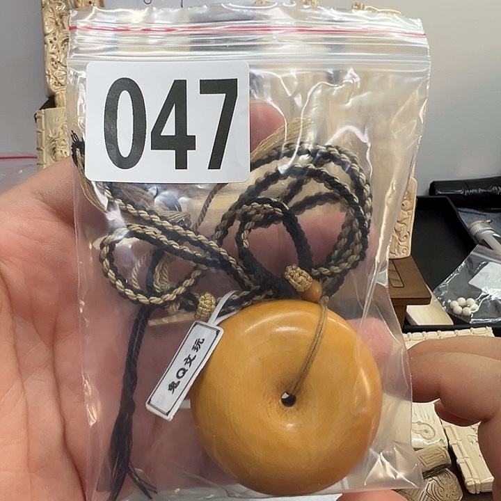 天然猛犸牙雕刻品