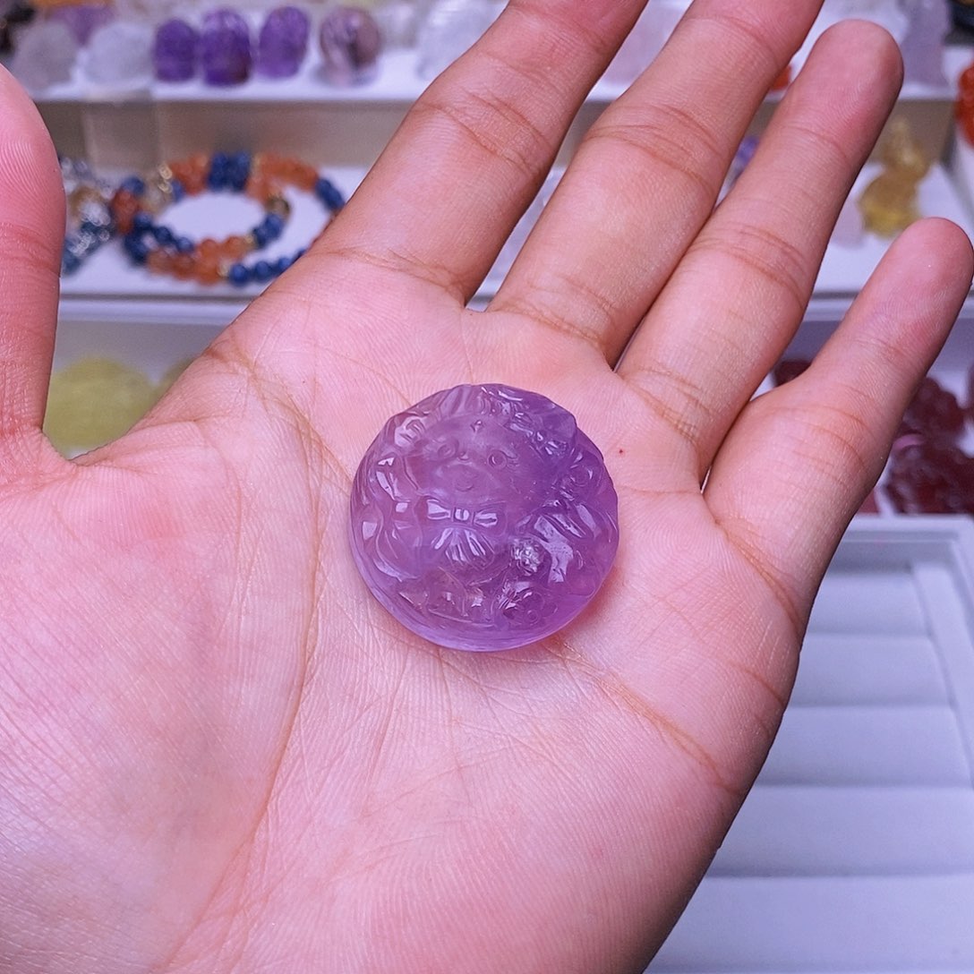 水晶颈饰未镶嵌捞****民手牌孔 