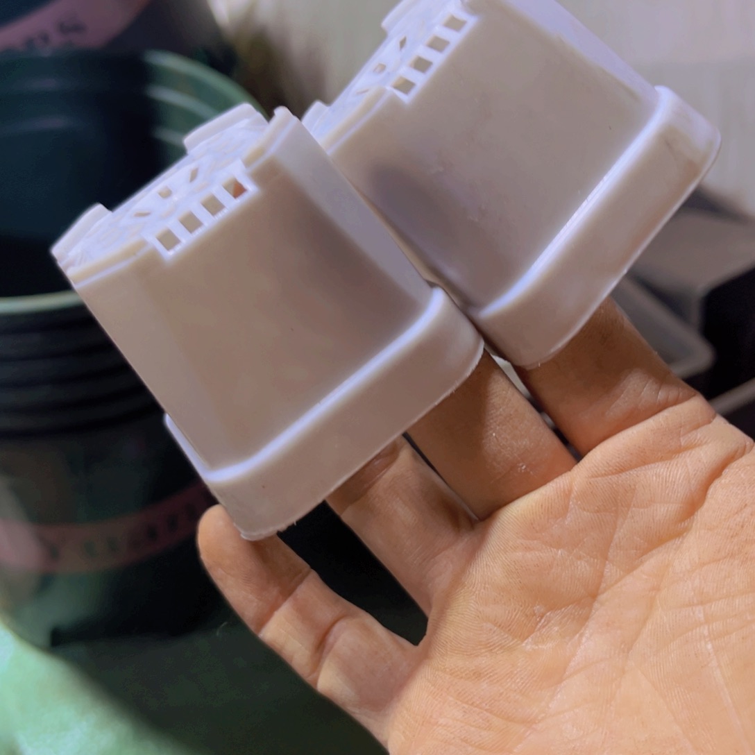 塑料5.5 白方盆加厚 30个