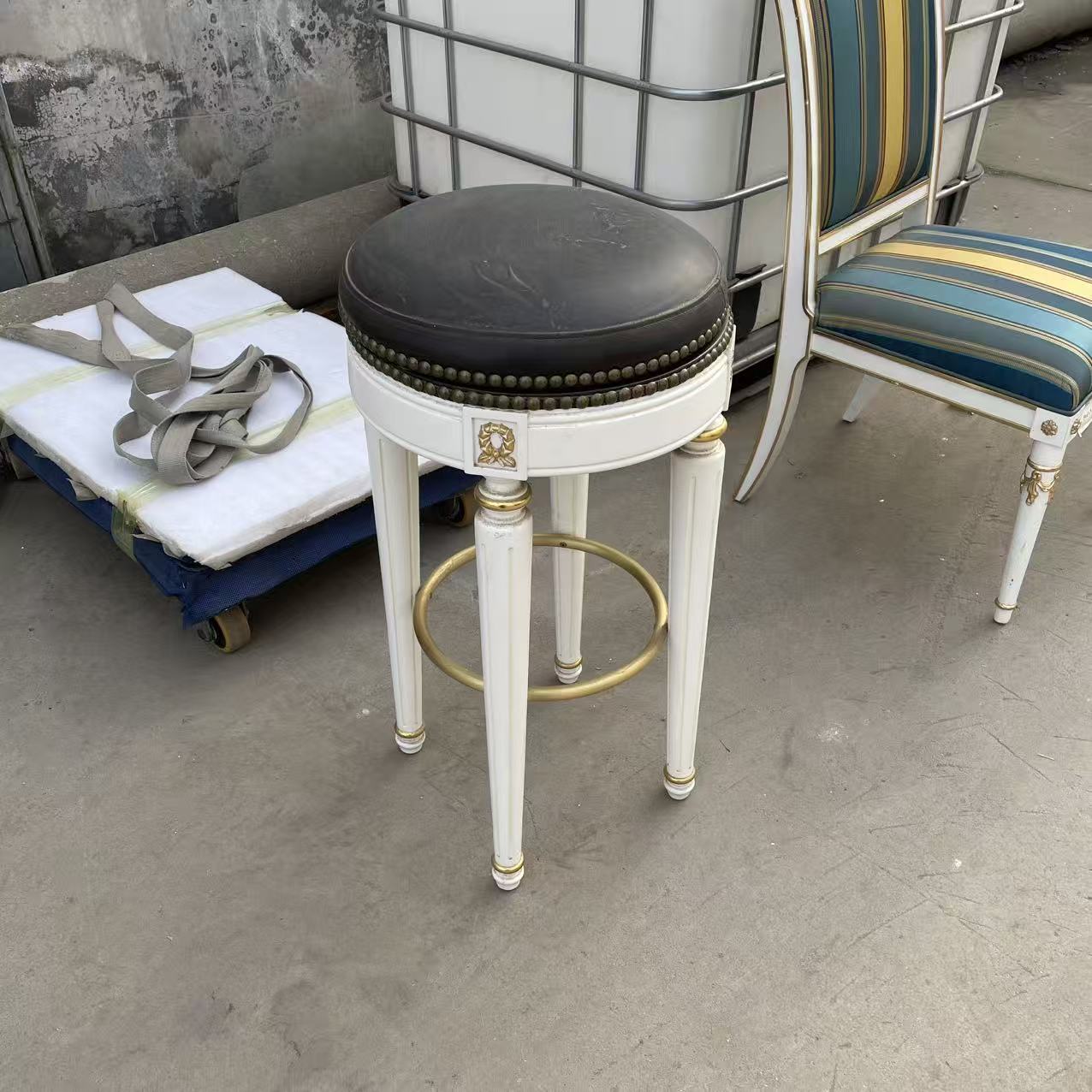 高端法式   YB  A66810 WM039  吧凳 吧椅 40*80 瑕疵