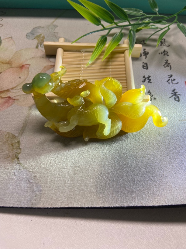 天然岫玉九尾狐凤九 俏色手工雕刻颈饰项链男女款玉石花玉