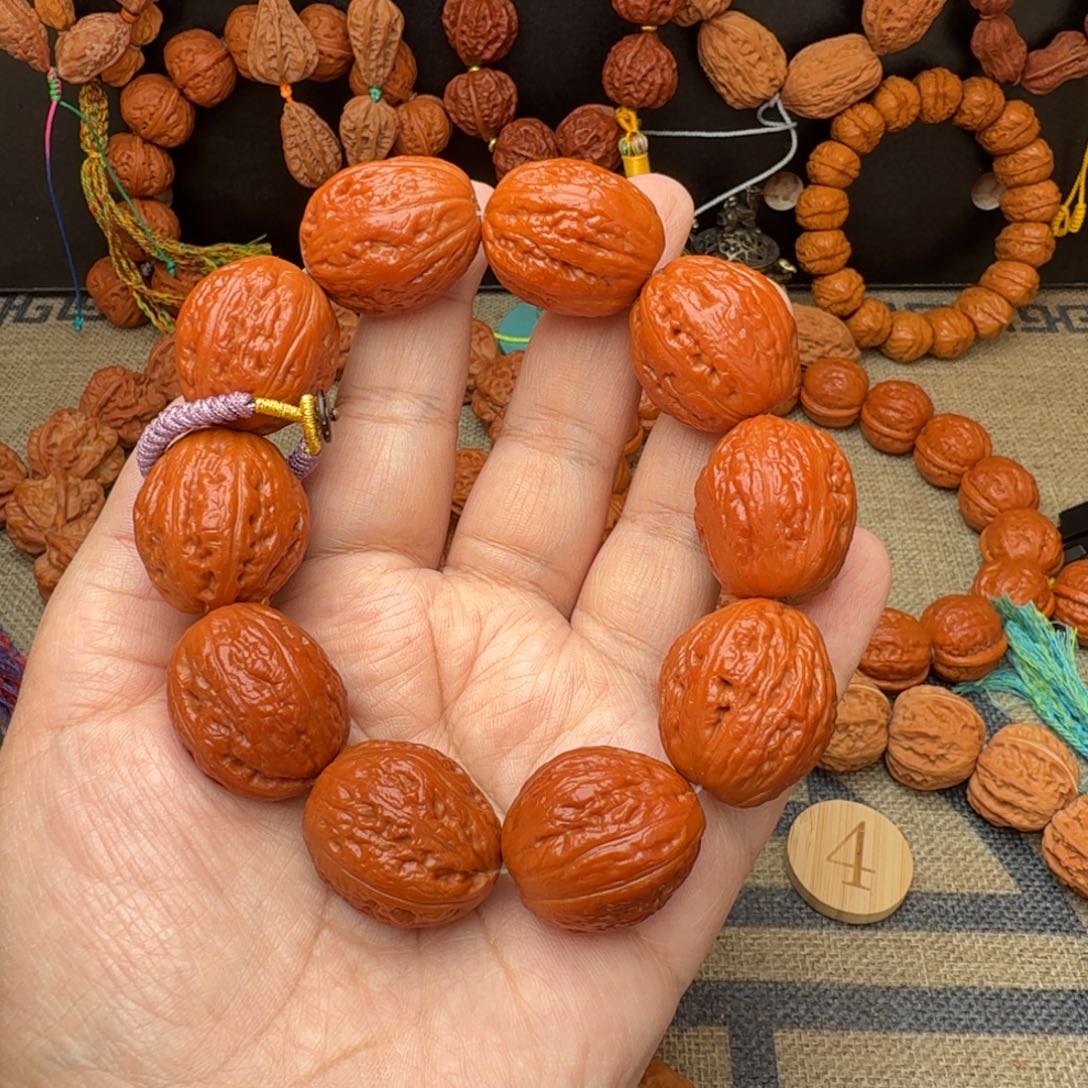 ****在手串文玩核桃大枣手串