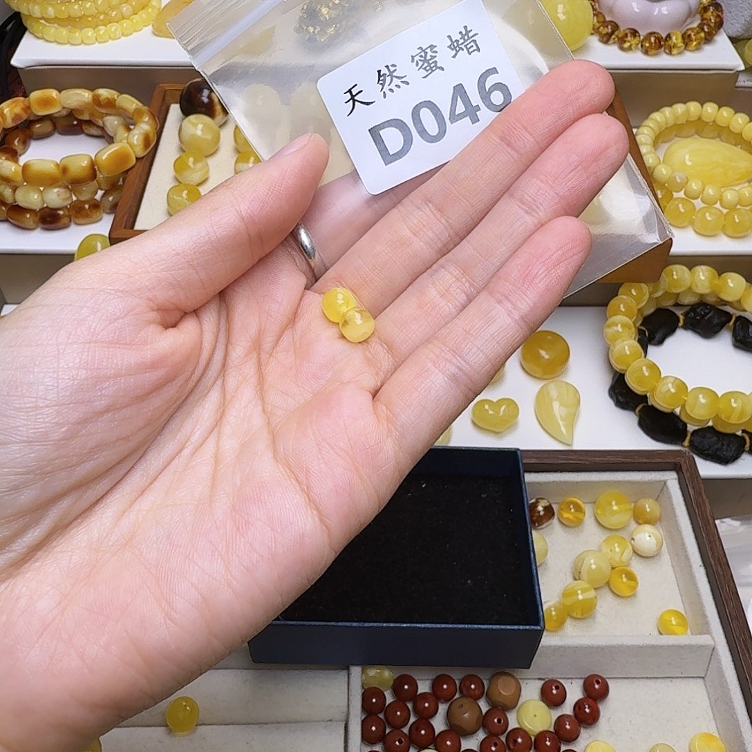 淡***定琥珀未镶嵌裸石046号，6.8mm