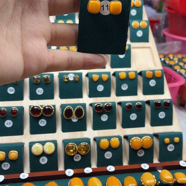 琥珀银S925镶嵌耳饰