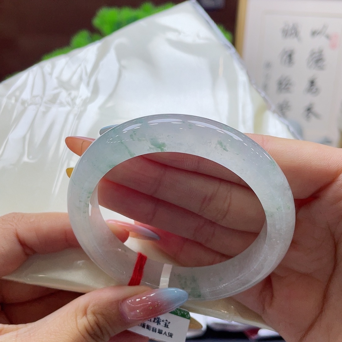 翡翠未镶嵌手镯C**i链接99