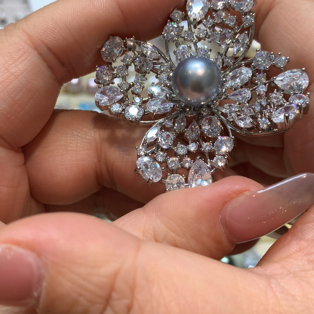 海水珍珠胸饰未镶嵌