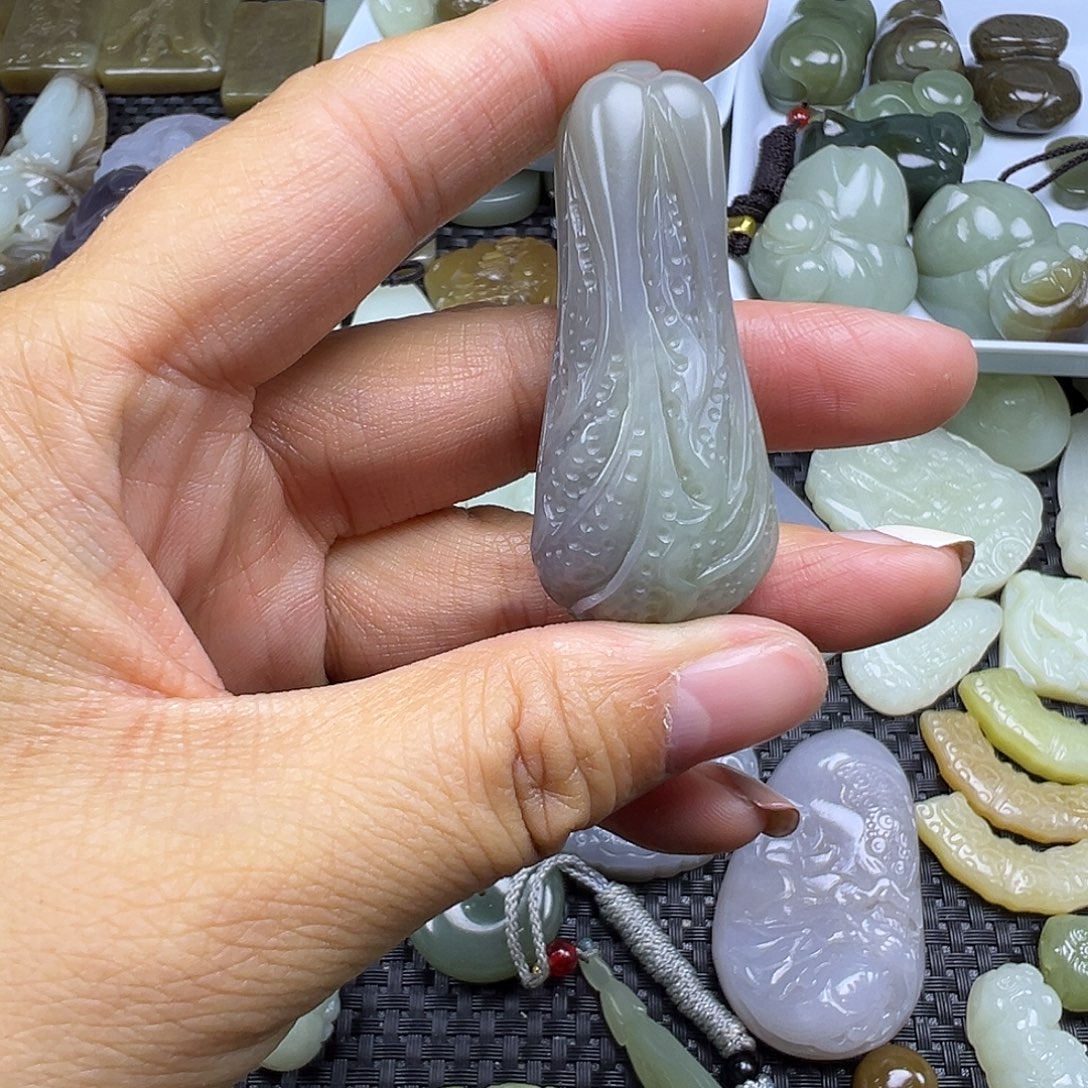 和田玉未镶嵌颈饰卡51.7