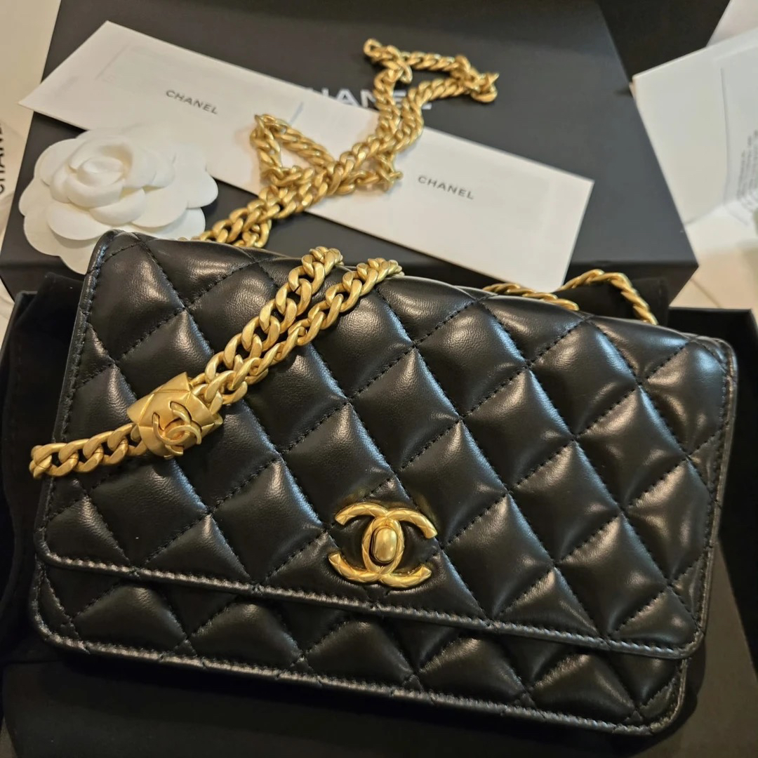 99新 Chanel/香奈儿 Chanel黑金25年金柱woc 斜挎包 25110071-06