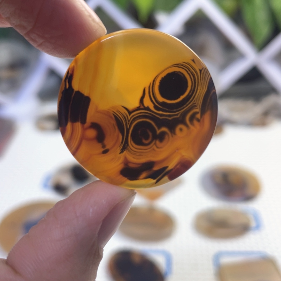 玛瑙/玉髓颈饰未镶嵌