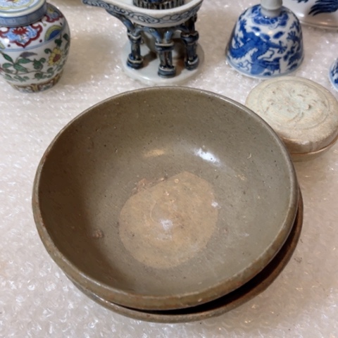 瓷片一个全手工制作龙泉碗