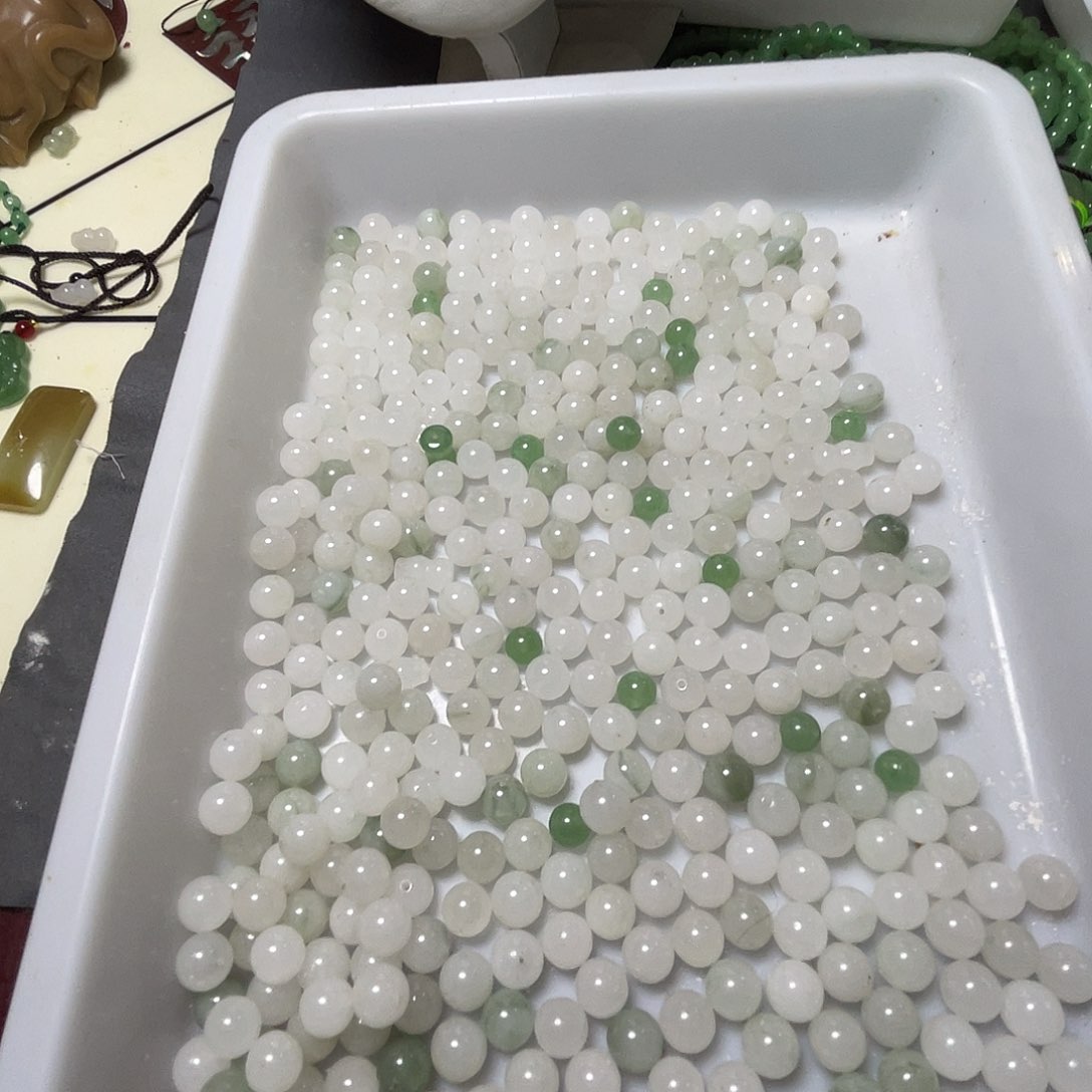 石英质玉手链未镶嵌