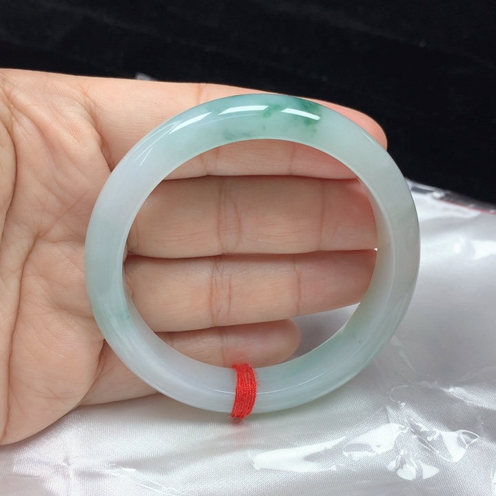 翡翠手镯未镶嵌正圈58