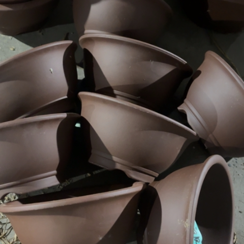 紫砂花盆100-8。  20-9.5