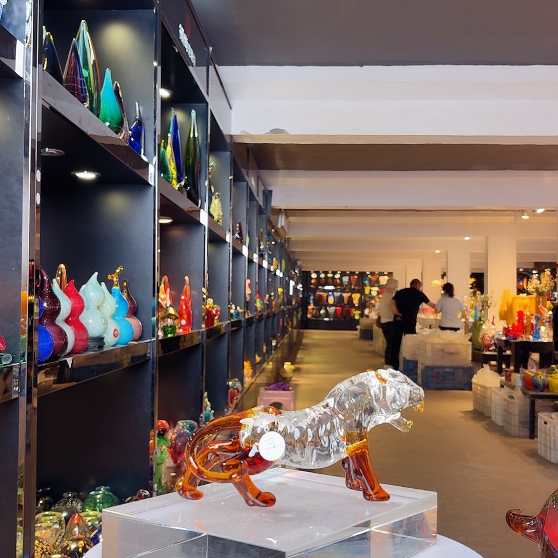 摆件琉璃岛上有一个