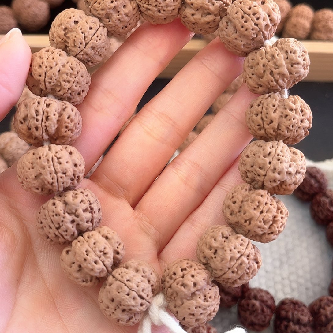 金刚菩提吊坠飞碟肉梅20