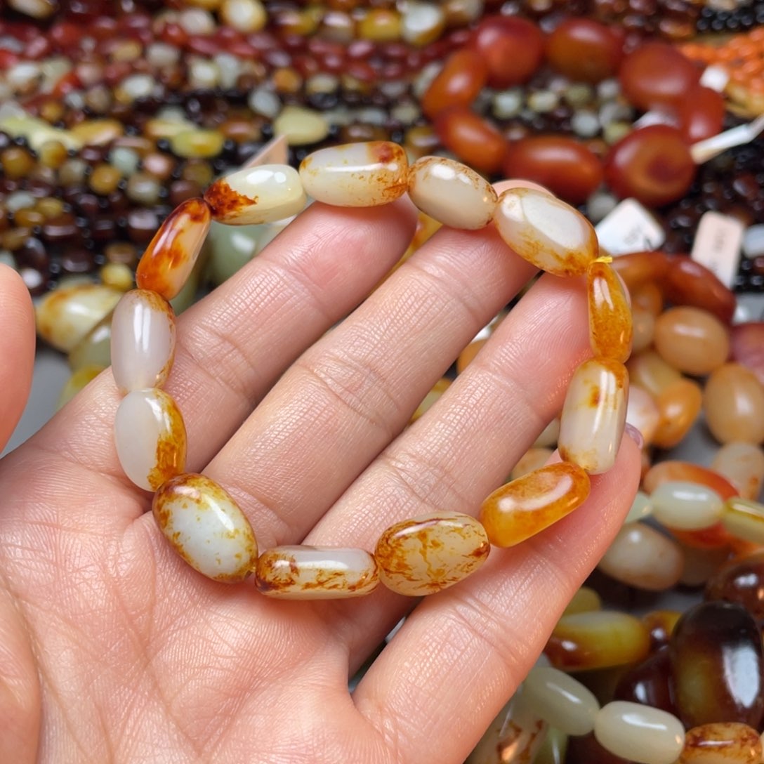 未镶嵌和田玉手链