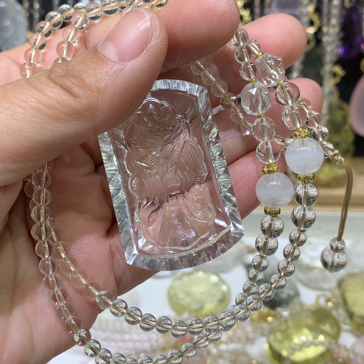 水晶颈饰未镶嵌?****天然