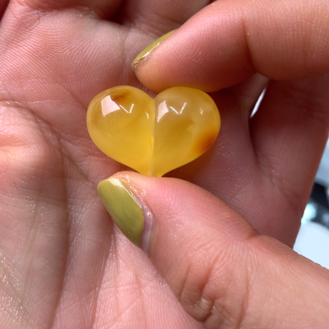 璐***璐琥珀未镶嵌裸石蜜蜡