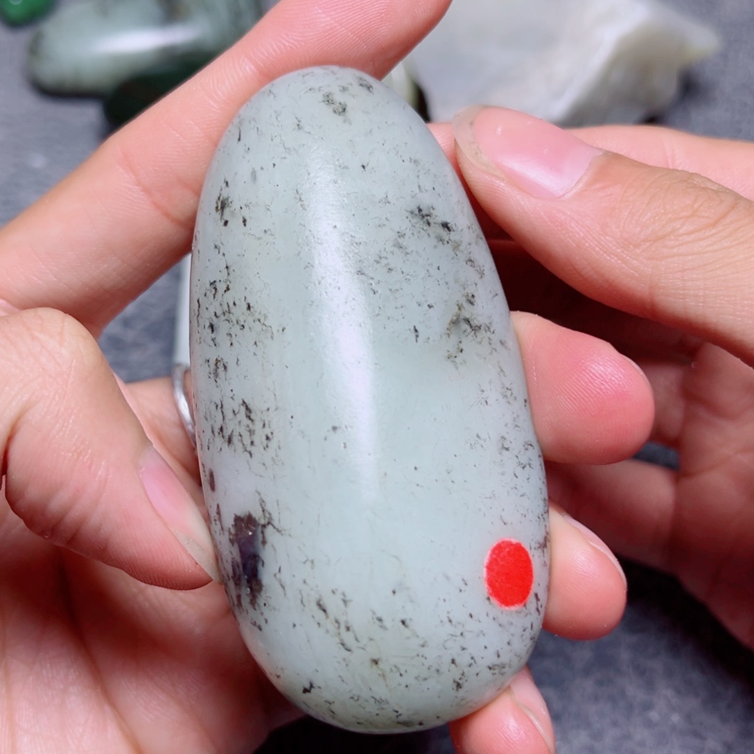 天***九未镶嵌和田玉珠宝奇石