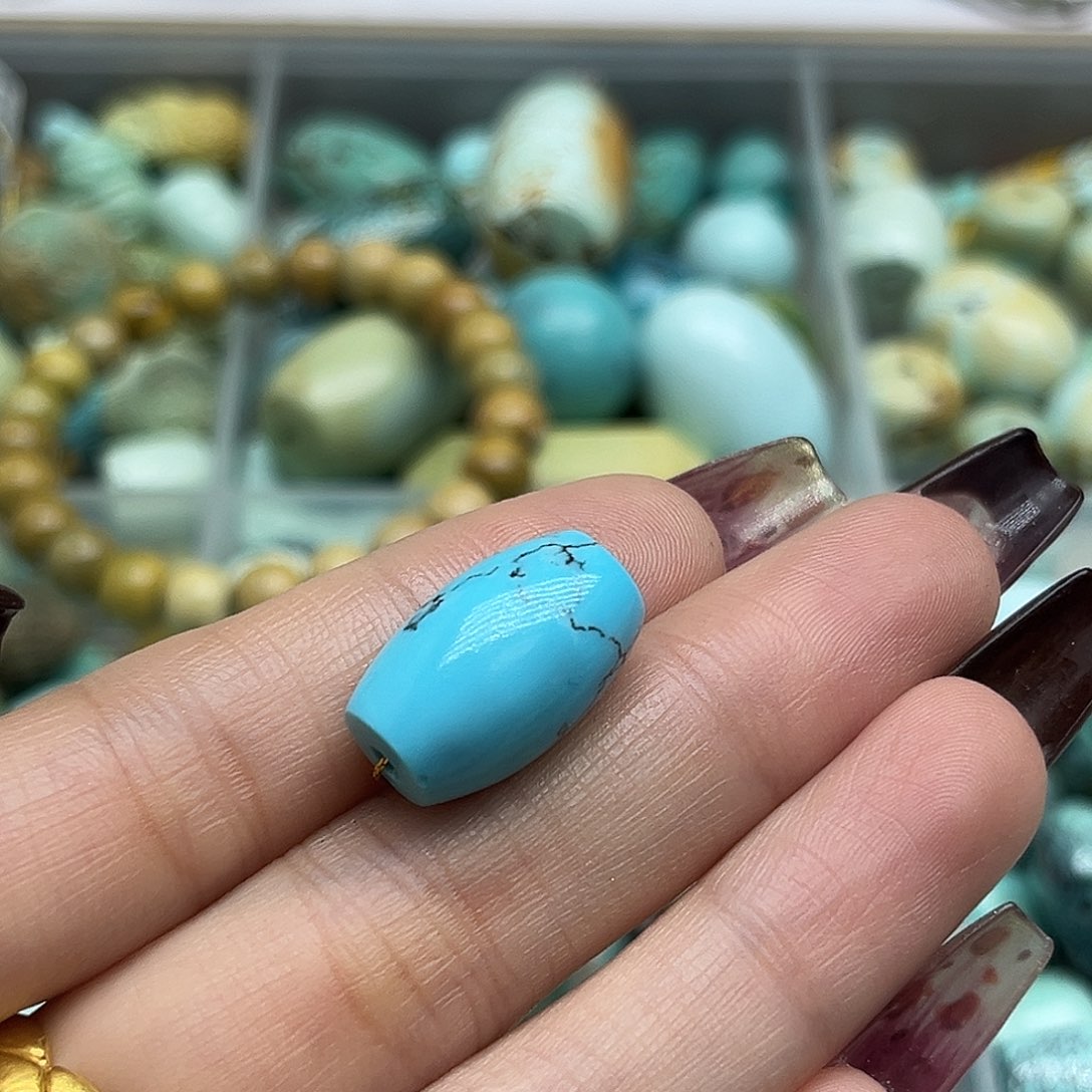 茗***茶绿松石未镶嵌珠宝奇石