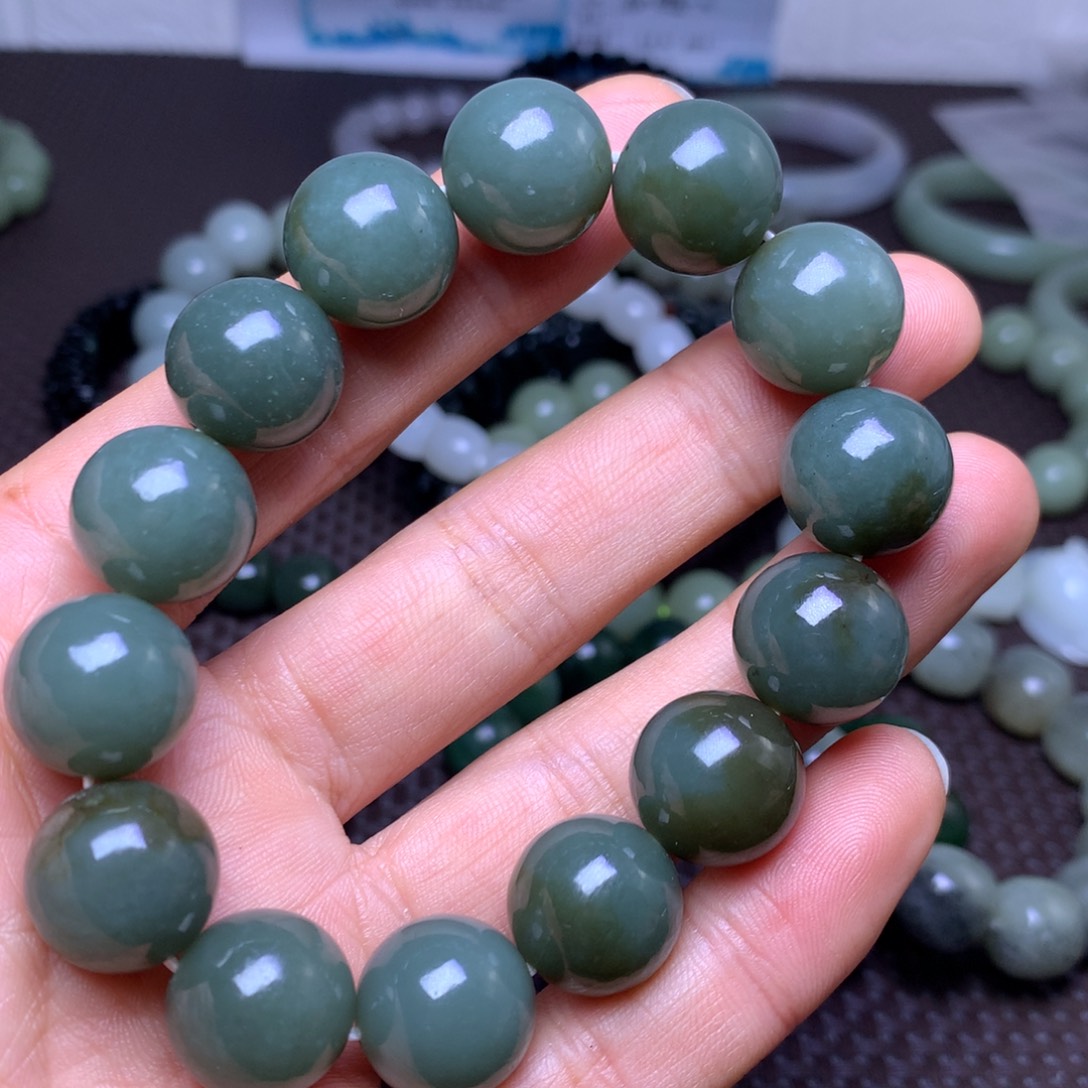 和田玉未镶嵌手串