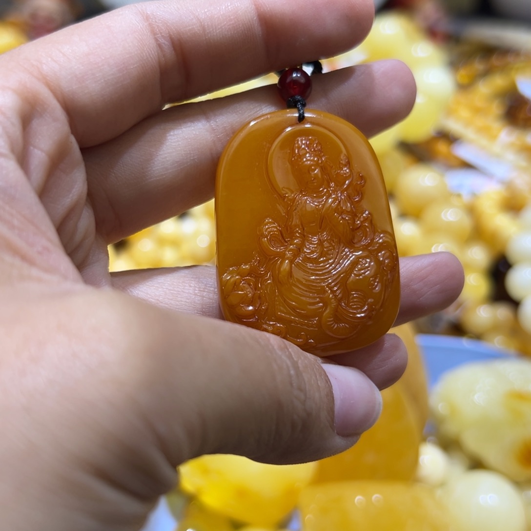 琥珀珠宝奇石未镶嵌