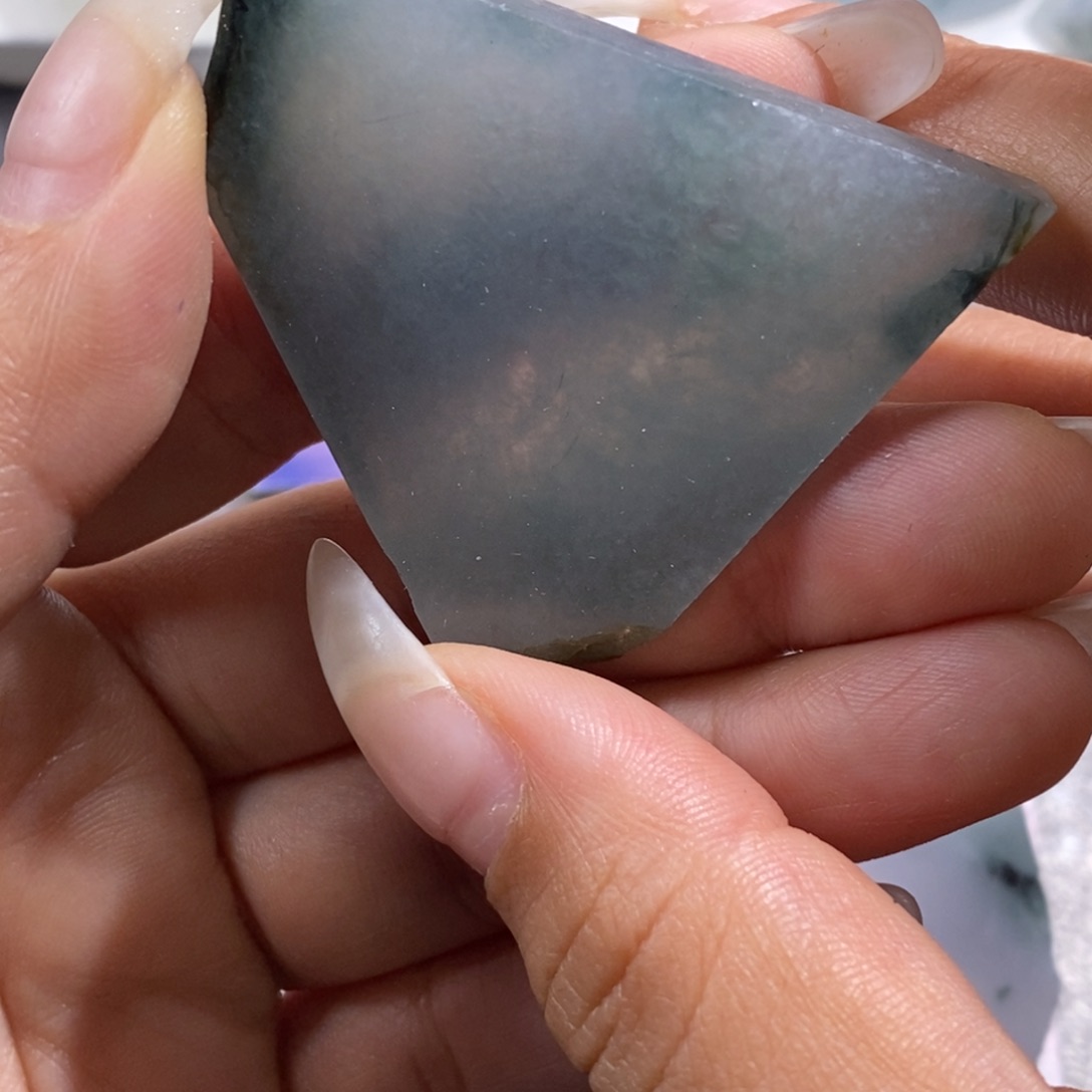未镶嵌挂件翡翠坚