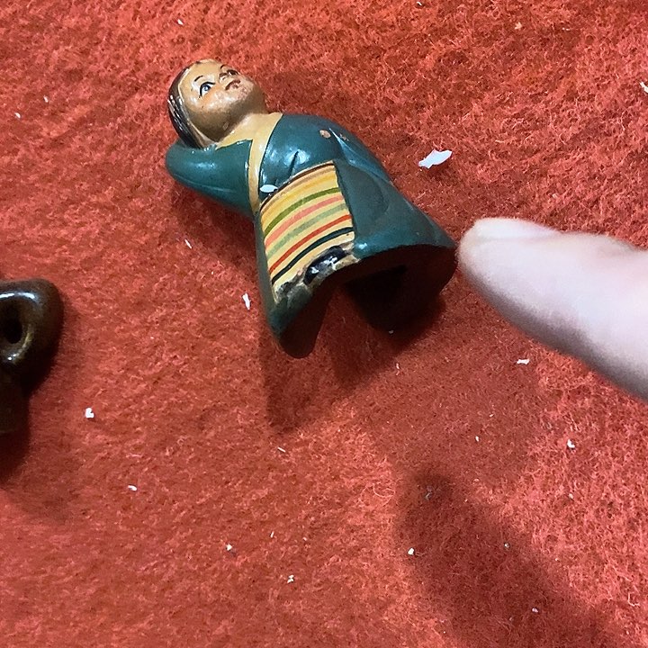 瓷片气**风他们后人做的，你看打不