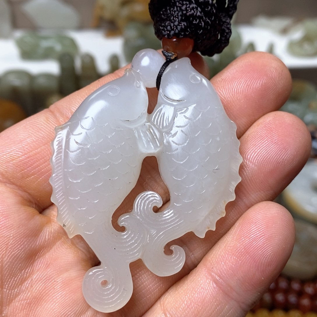 和田玉颈饰未镶嵌