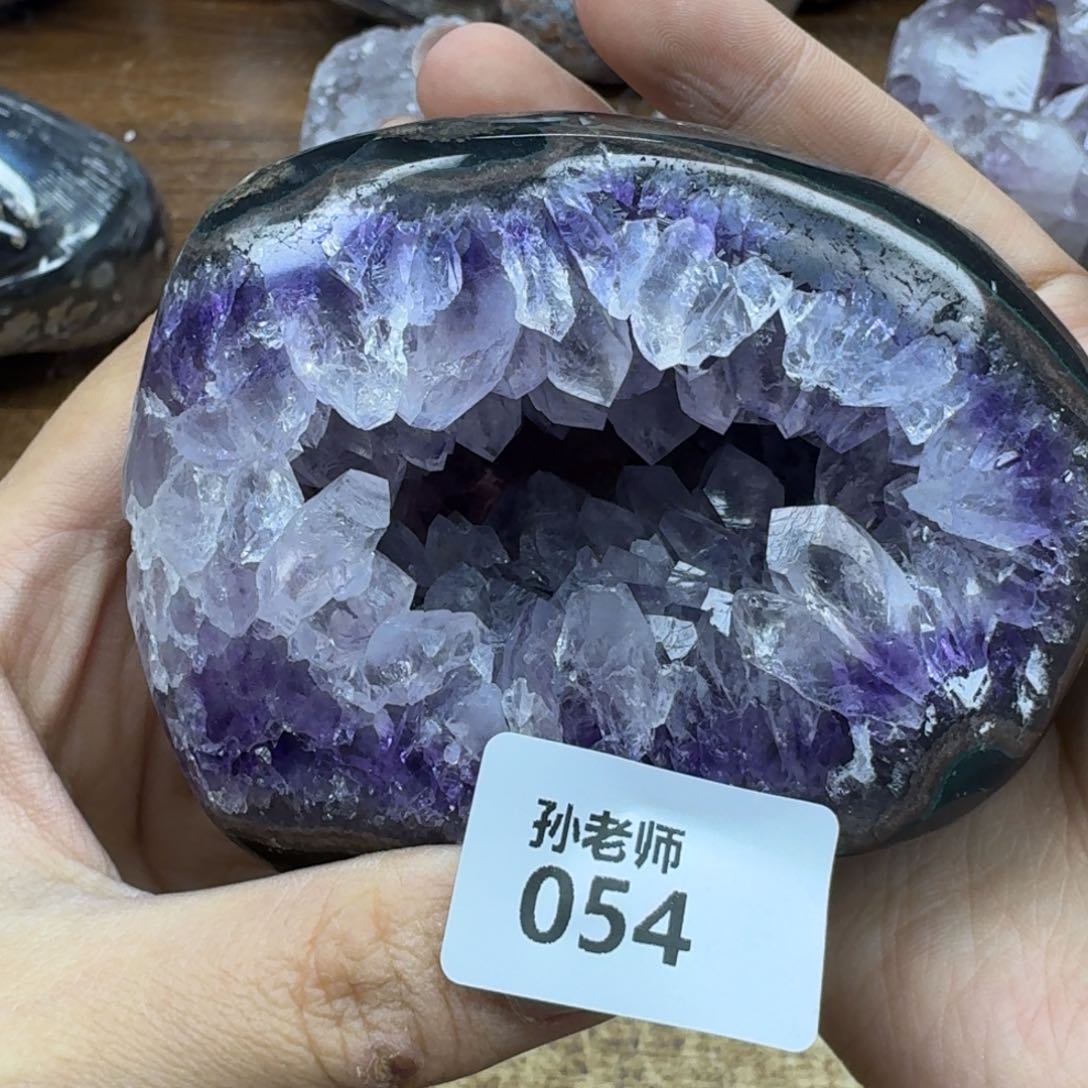 水晶大型摆件（非配饰）未镶嵌