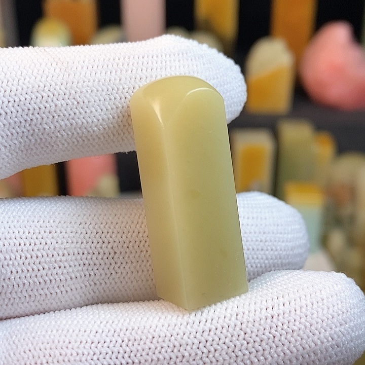 青田石印石青田灯光冻