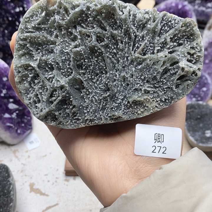 J***y未镶嵌紫晶大型摆件（非配饰）