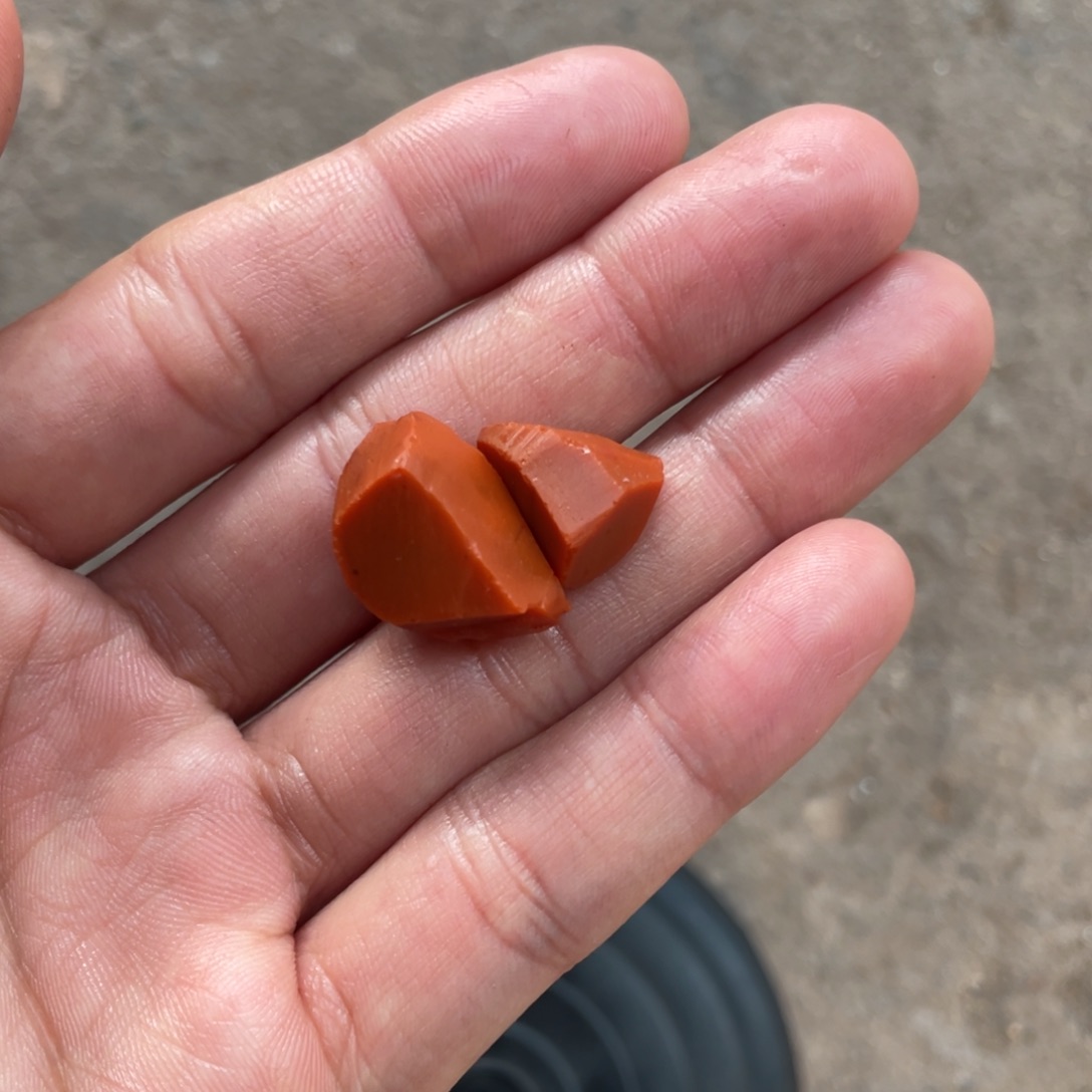 未镶嵌配饰南红玛瑙