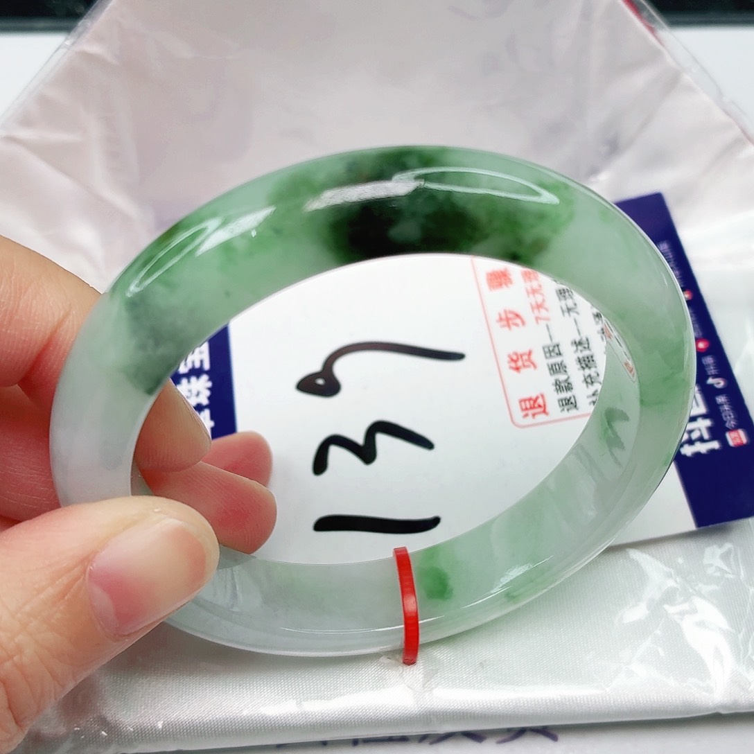 未镶嵌手镯翡翠55