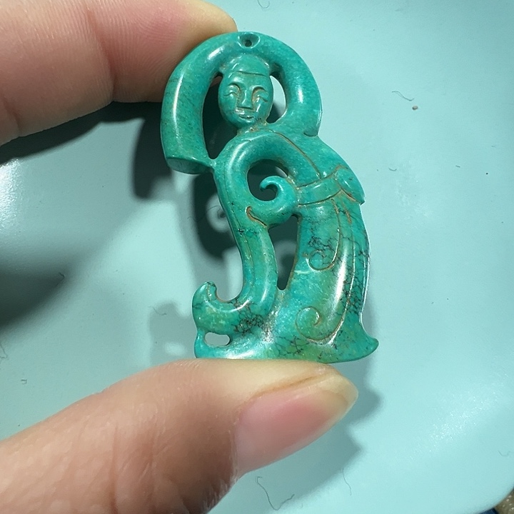 透闪石质玉未镶嵌挂件