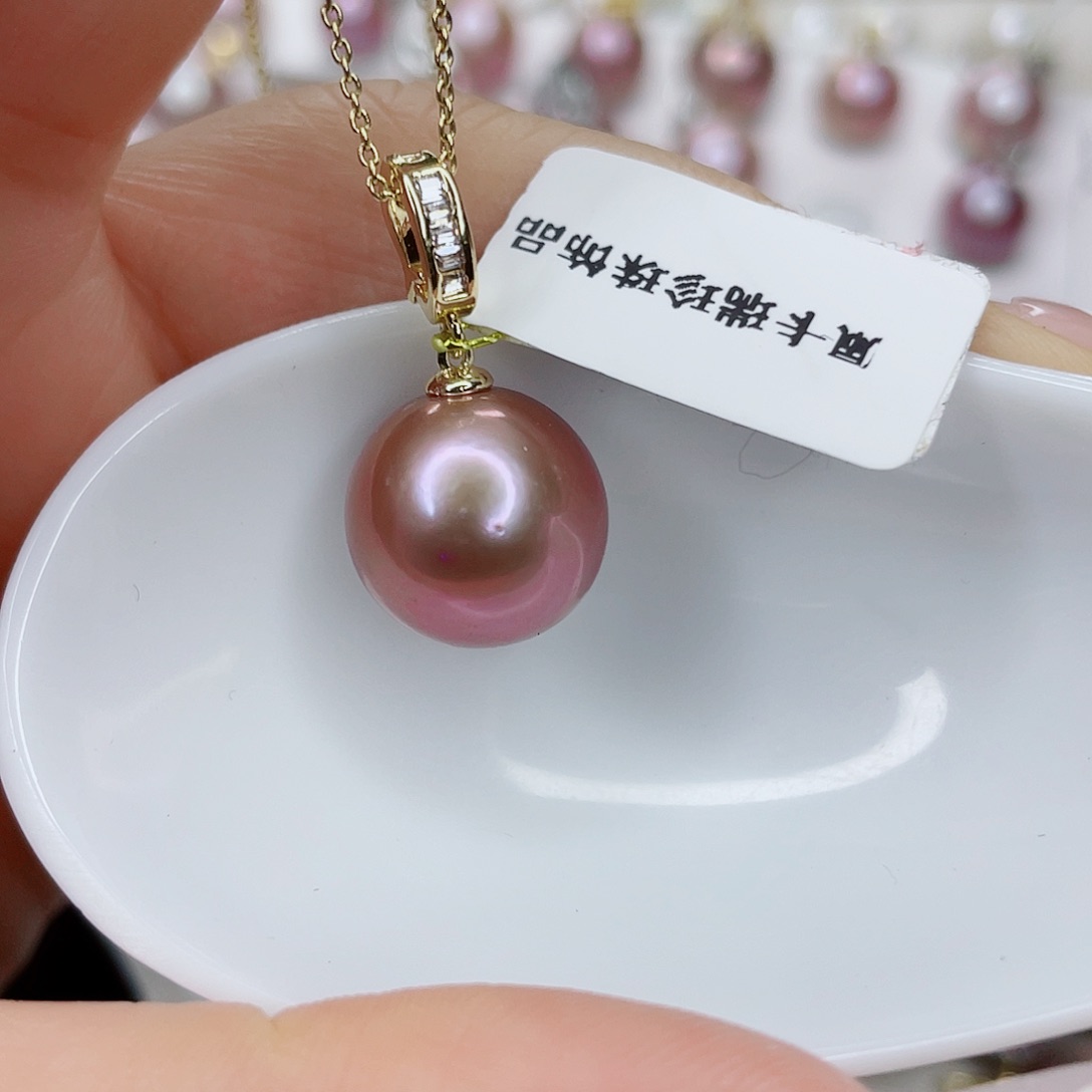 淡水珍珠吊坠(赠链)未镶嵌