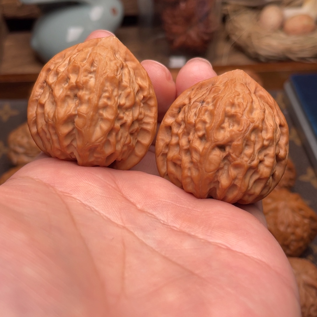 文玩核桃把件G17号38金牛