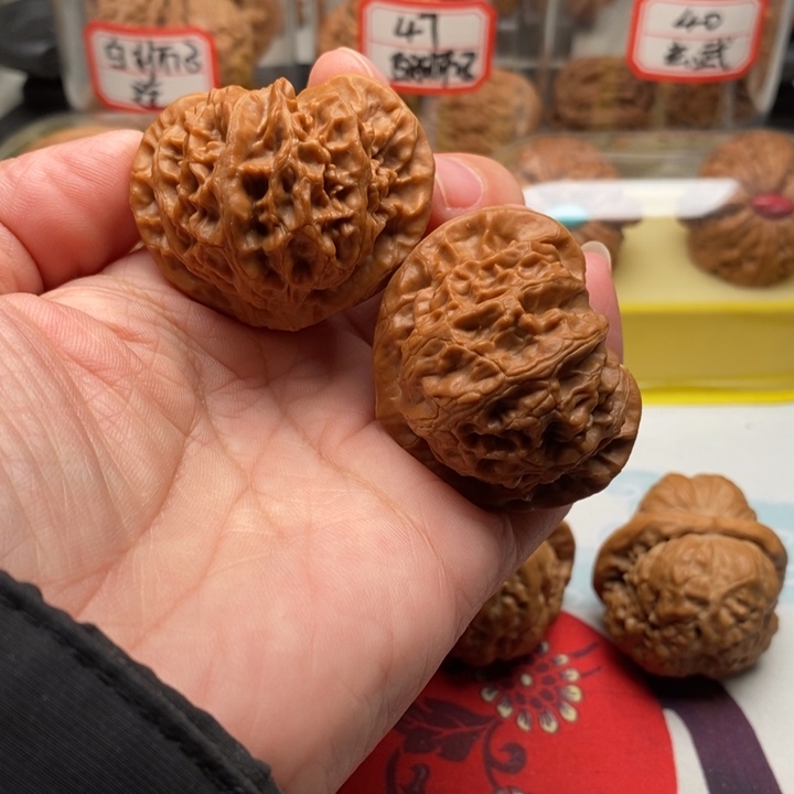 文玩核桃吊坠43宫灯