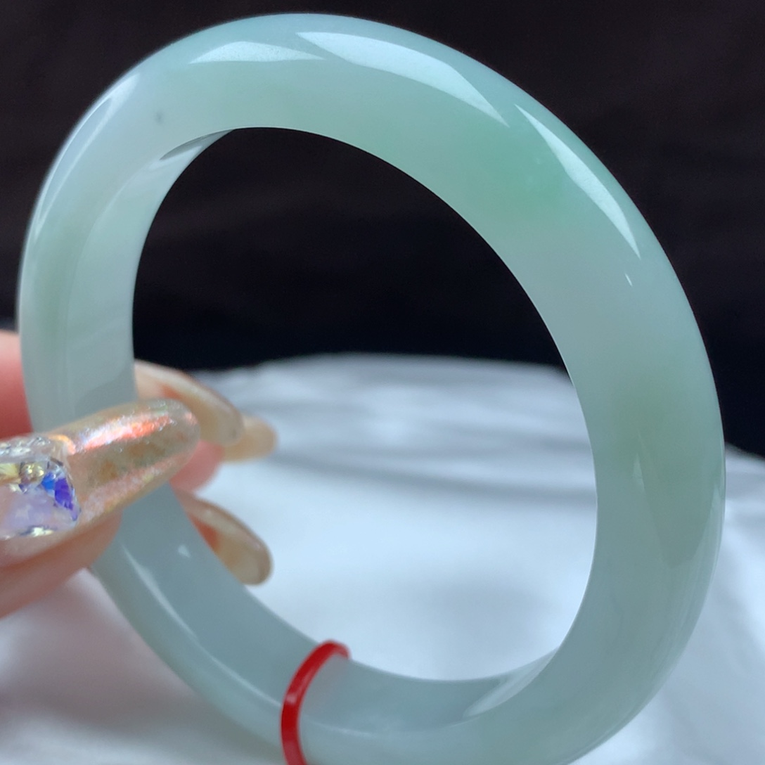 翡翠手镯未镶嵌23244，