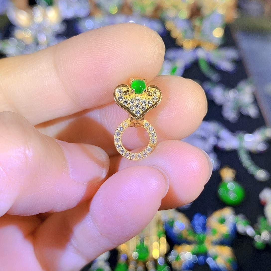 吊坠(不含链)银S925镶嵌翡翠