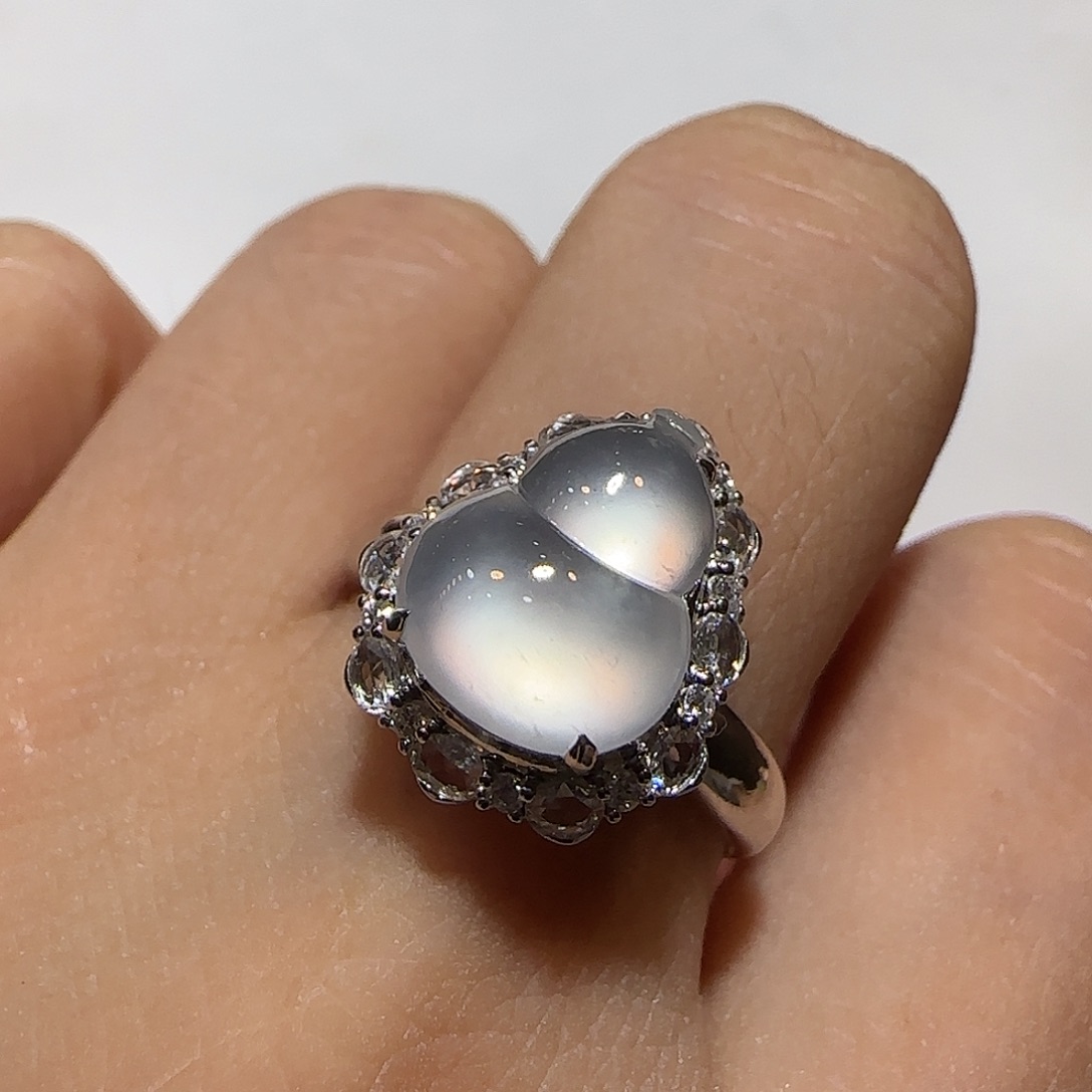 翡翠18K金镶嵌戒指葫芦