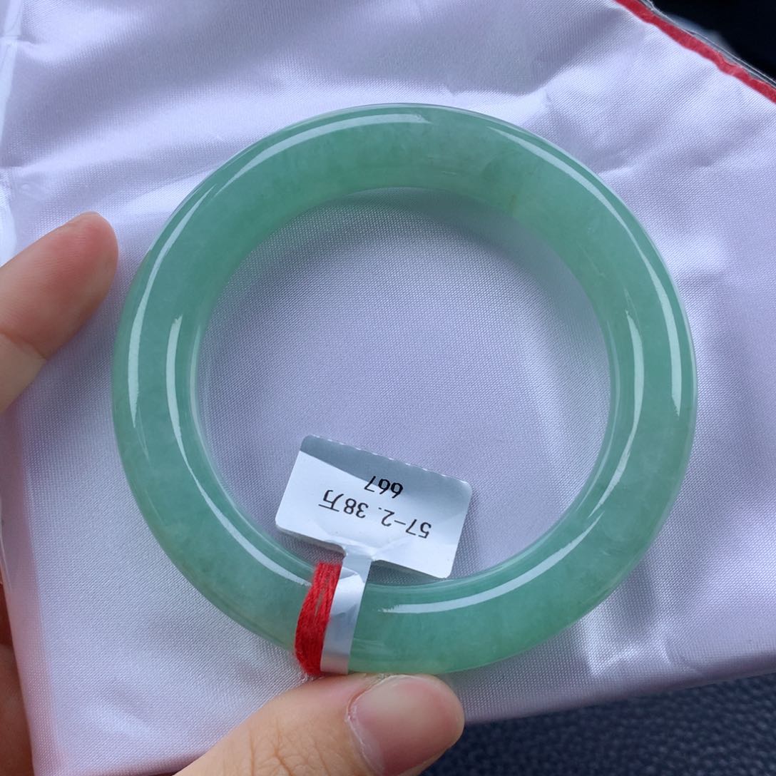 翡翠手镯未镶嵌57.8圆