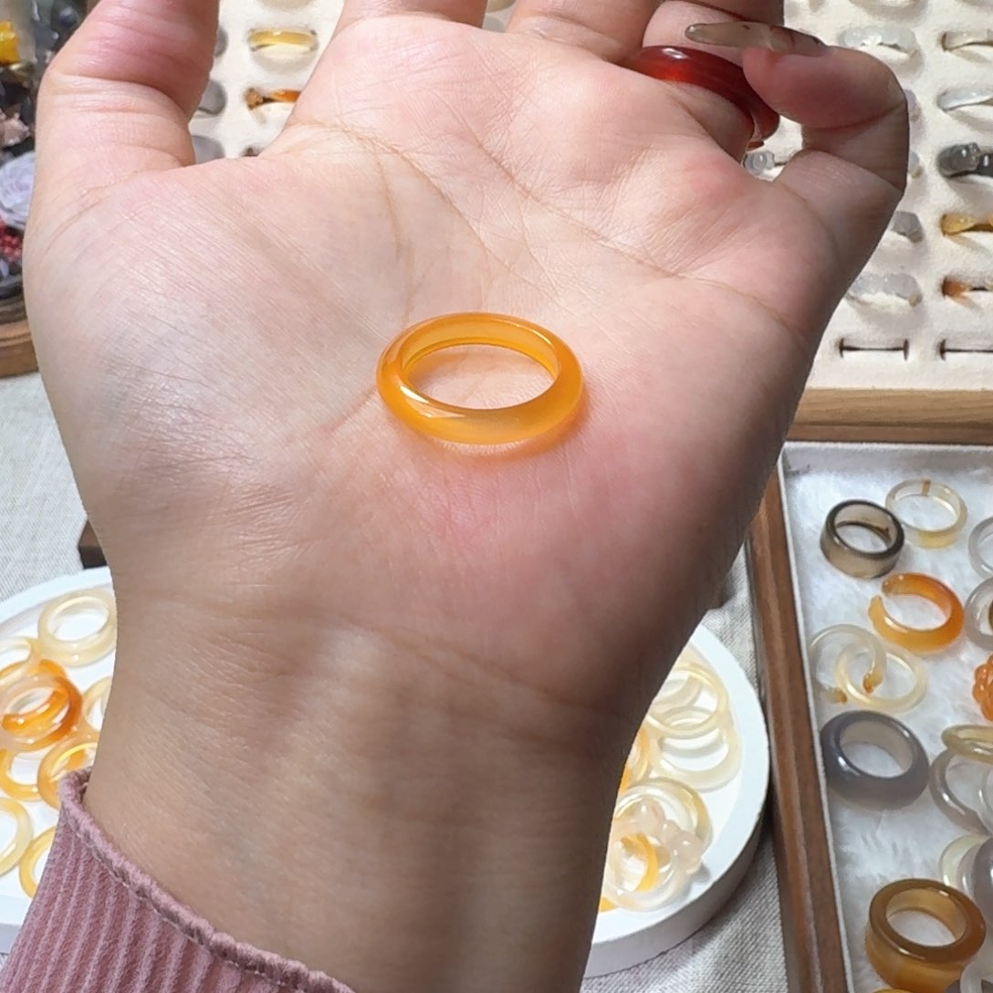 未镶嵌戒指玛瑙/玉髓482港13