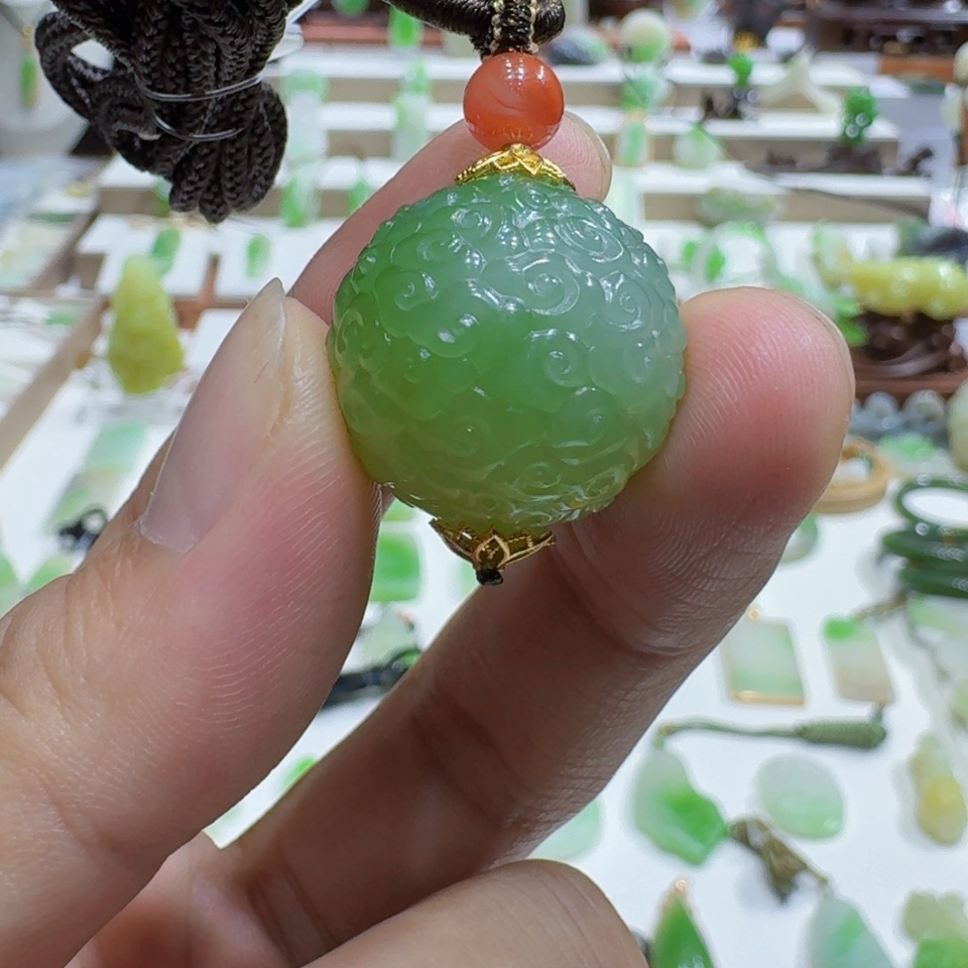 和田玉（翠青玉）未镶嵌颈饰和田玉青海翠青卡22.2云珠