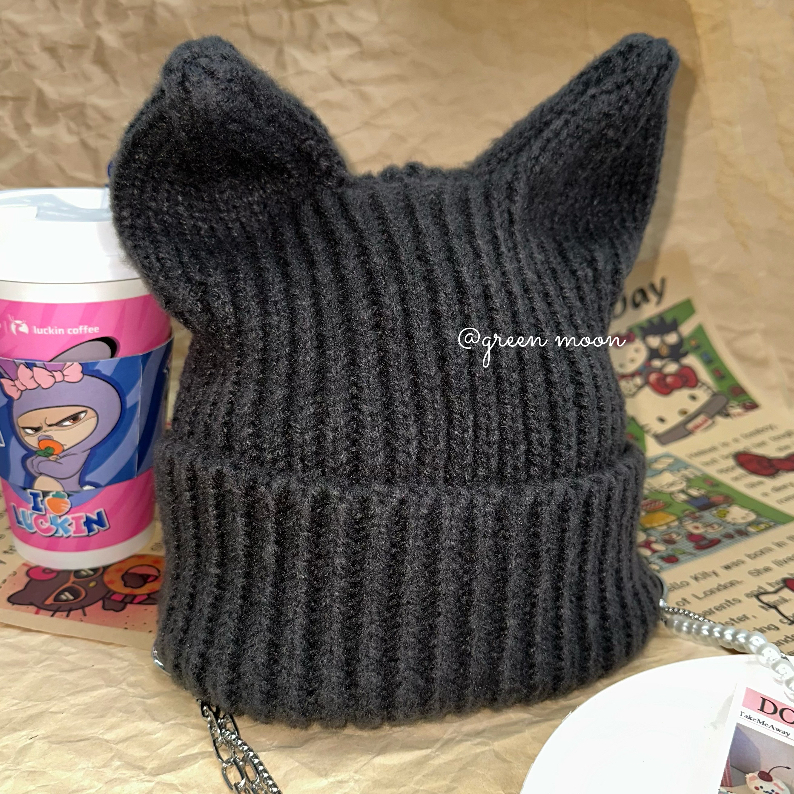 灰色针织小猪帽帽子女可爱保暖小毛线帽（带帽链）F124