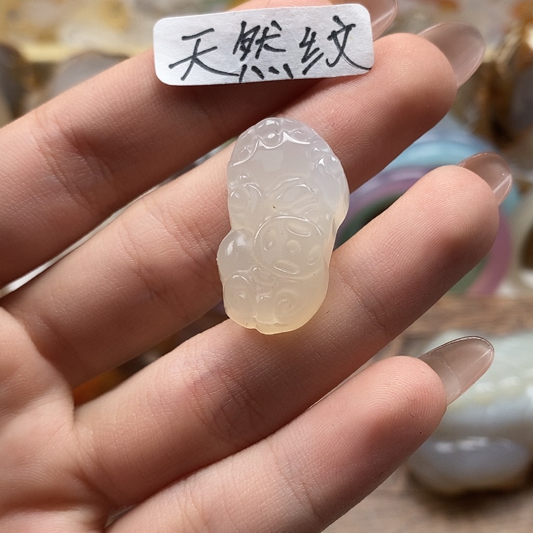 玛瑙/玉髓未镶嵌颈饰