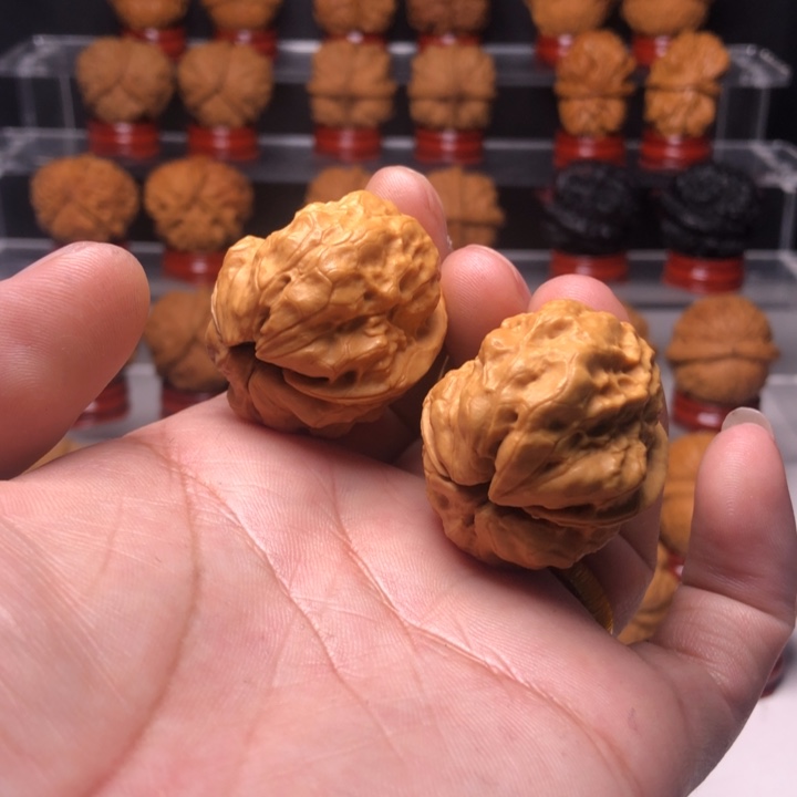 文玩核桃吊坠4金玉满堂