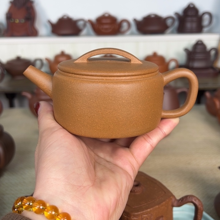 紫砂茶壶开工大吉汉瓦